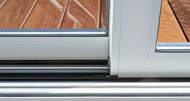 Patio Doors Leaking Water Issue Repair Services in Lake Butler, FL