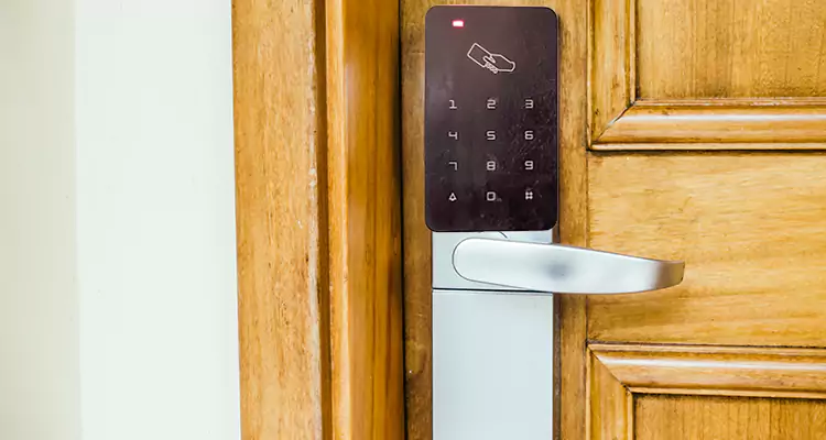 Keyless Hotel Door Locks Repair in Lake Butler, FL